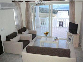 Royal Heights Apartments Bogazici Ngoại thất bức ảnh