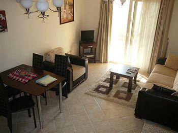 Royal Heights Apartments Bogazici Ngoại thất bức ảnh