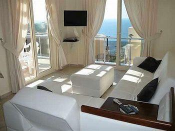 Royal Heights Apartments Bogazici Ngoại thất bức ảnh